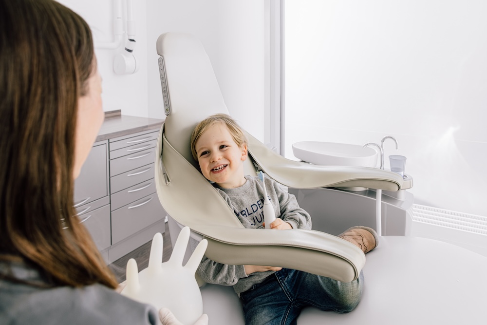 zahnarzt-rodenkirchen- bachmann-Kinder-Zahnvorsorge